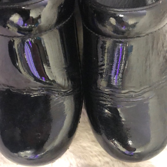 Dansko XP Pro Patent Leather Clogs – Black
Size EU 38 (US Women’s 7) - Picture 7 of 9